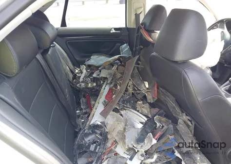 2010 Volkswagen Jetta Wolfsburg Edition from USA, damaged, VIN 3VWRJ7AJ8AM073469